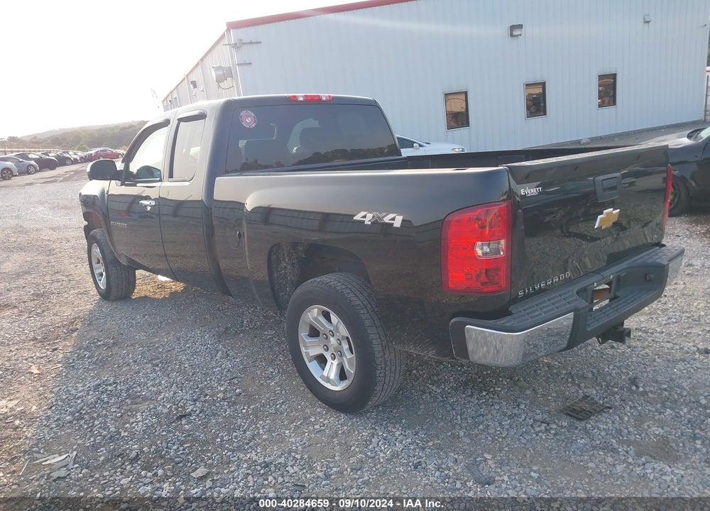 2013 CHEVROLET SILVERADO 1500 LT VIN: 1GCRKSE7XDZ363555