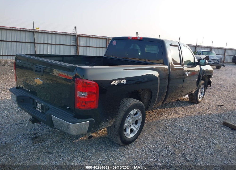 2013 CHEVROLET SILVERADO 1500 LT VIN: 1GCRKSE7XDZ363555
