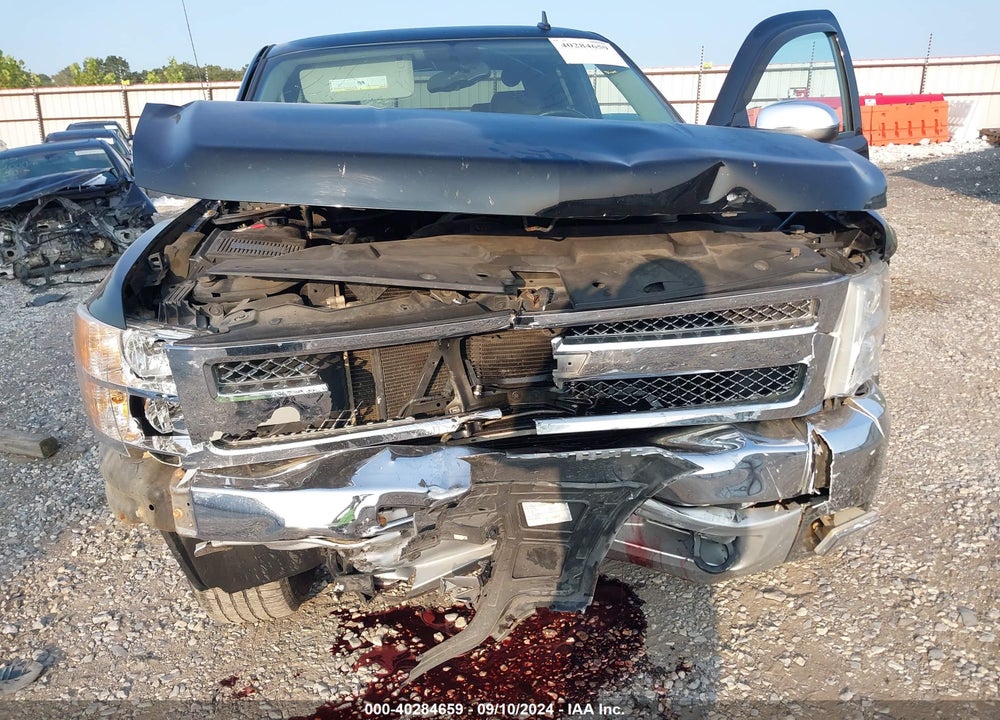 2013 CHEVROLET SILVERADO 1500 LT VIN: 1GCRKSE7XDZ363555