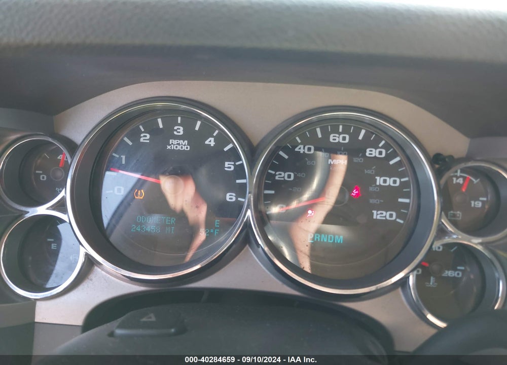 2013 CHEVROLET SILVERADO 1500 LT VIN: 1GCRKSE7XDZ363555