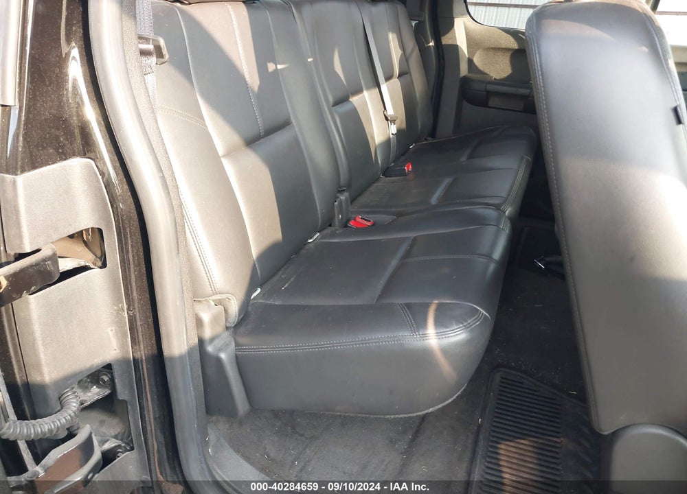 2013 CHEVROLET SILVERADO 1500 LT VIN: 1GCRKSE7XDZ363555