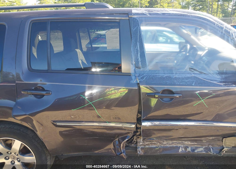2013 HONDA PILOT TOURING VIN: 5FNYF4H95DB072329