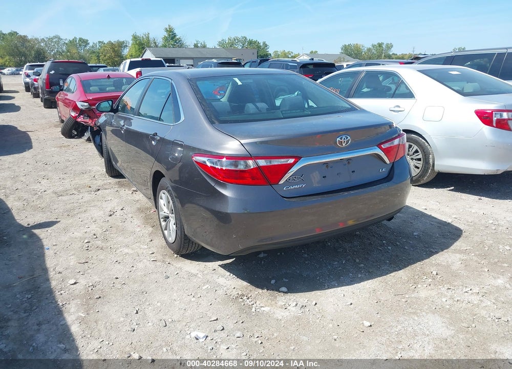 2015 TOYOTA CAMRY LE VIN: 4T1BF1FK8FU015980