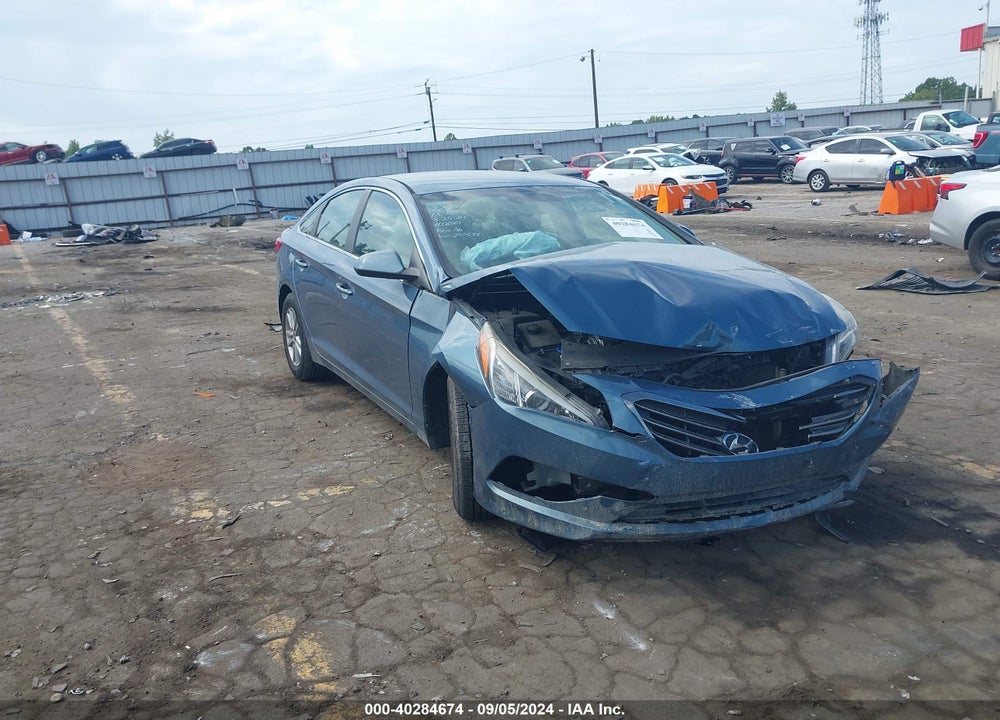 2015 HYUNDAI SONATA SE VIN: 5NPE24AF1FH150611