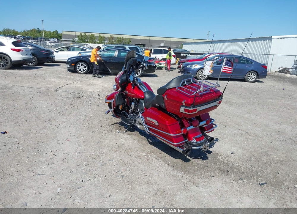 2012 HARLEY-DAVIDSON FLHTCU ULTRA CLASSIC ELECTRA GLD VIN: 1HD1FCM19CB648306