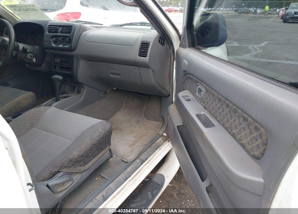 2001 NISSAN XTERRA XE-V6 VIN: 5N1ED28T11C509742