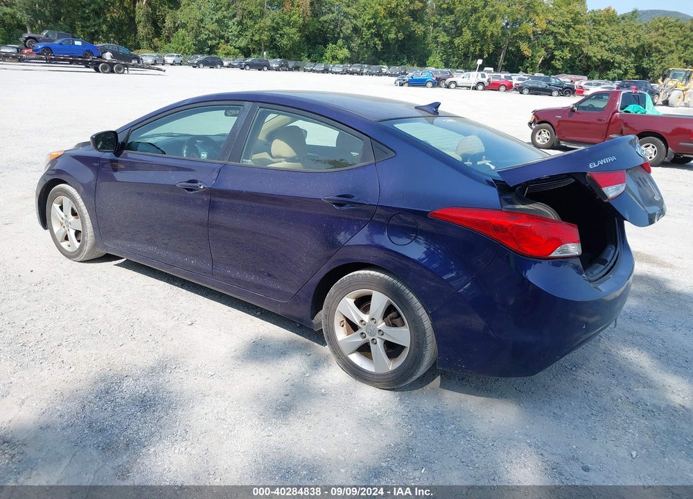 2013 HYUNDAI ELANTRA GLS VIN: 5NPDH4AEXDH325744