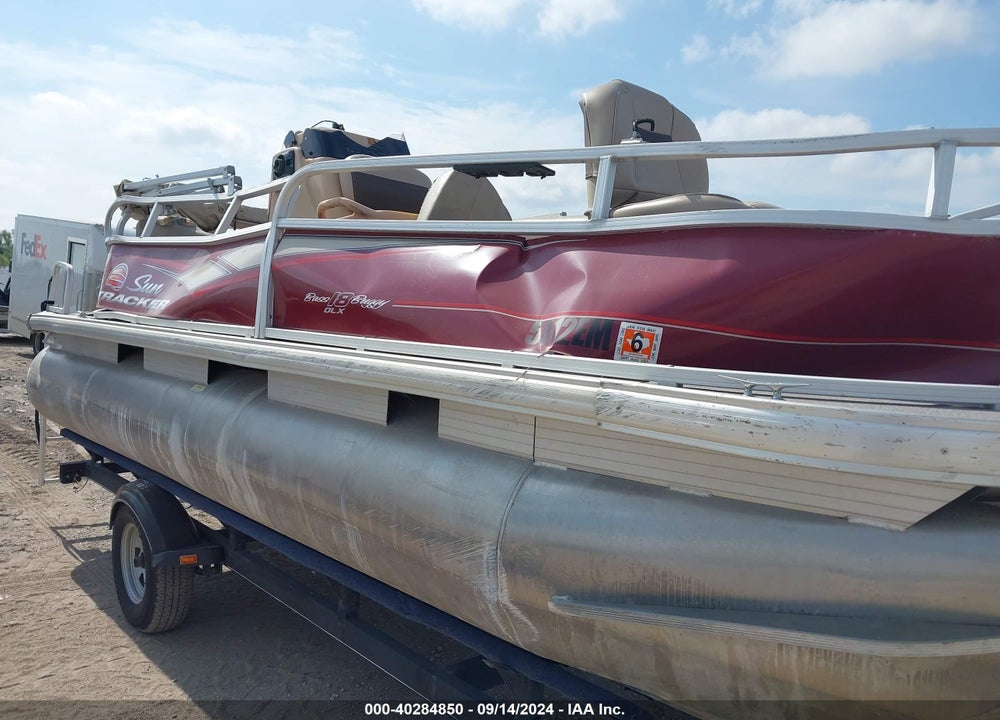 2018 SUNTRACKER OTHER VIN: BUJ29677D818