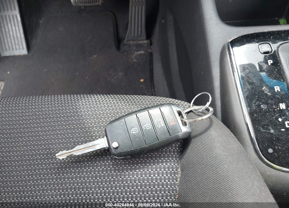2017 KIA FORTE LX VIN: 3KPFK4A72HE153876