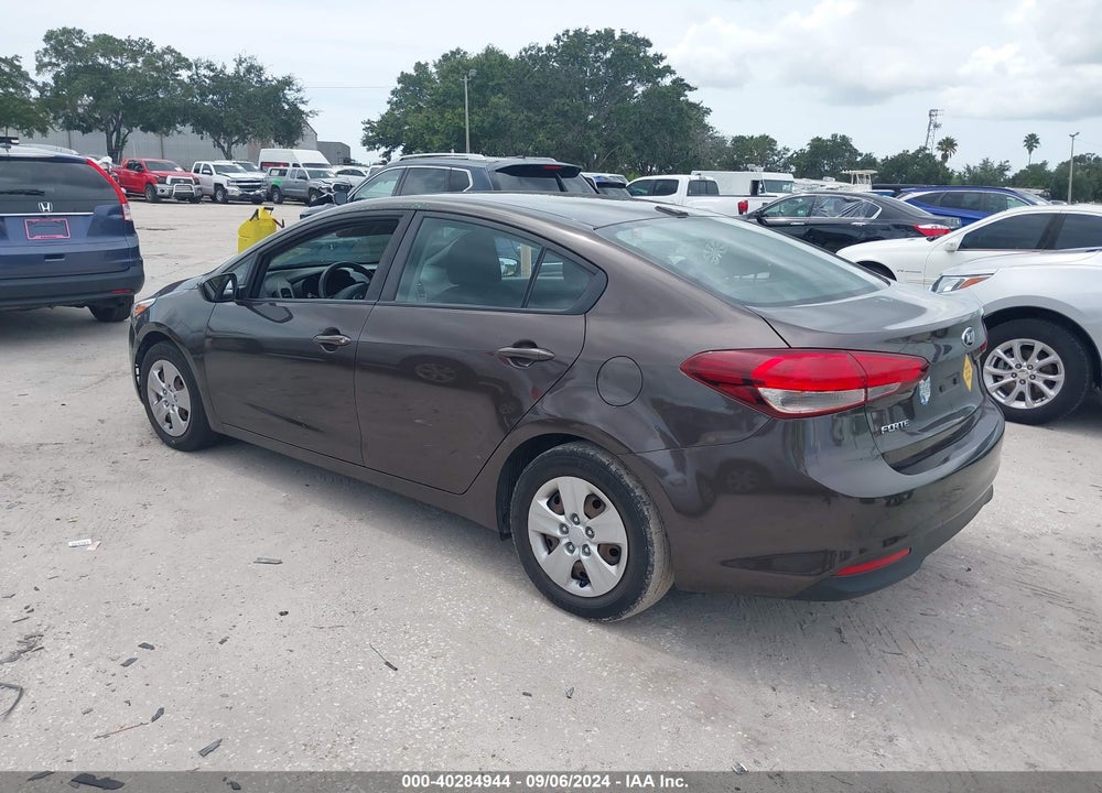2017 KIA FORTE LX VIN: 3KPFK4A72HE153876