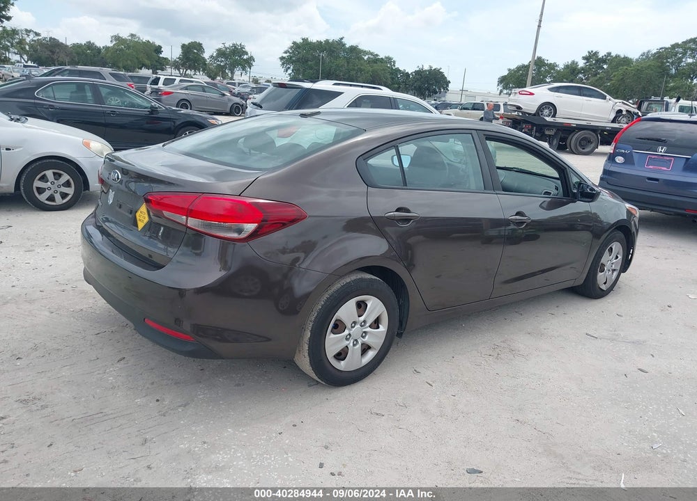 2017 KIA FORTE LX VIN: 3KPFK4A72HE153876
