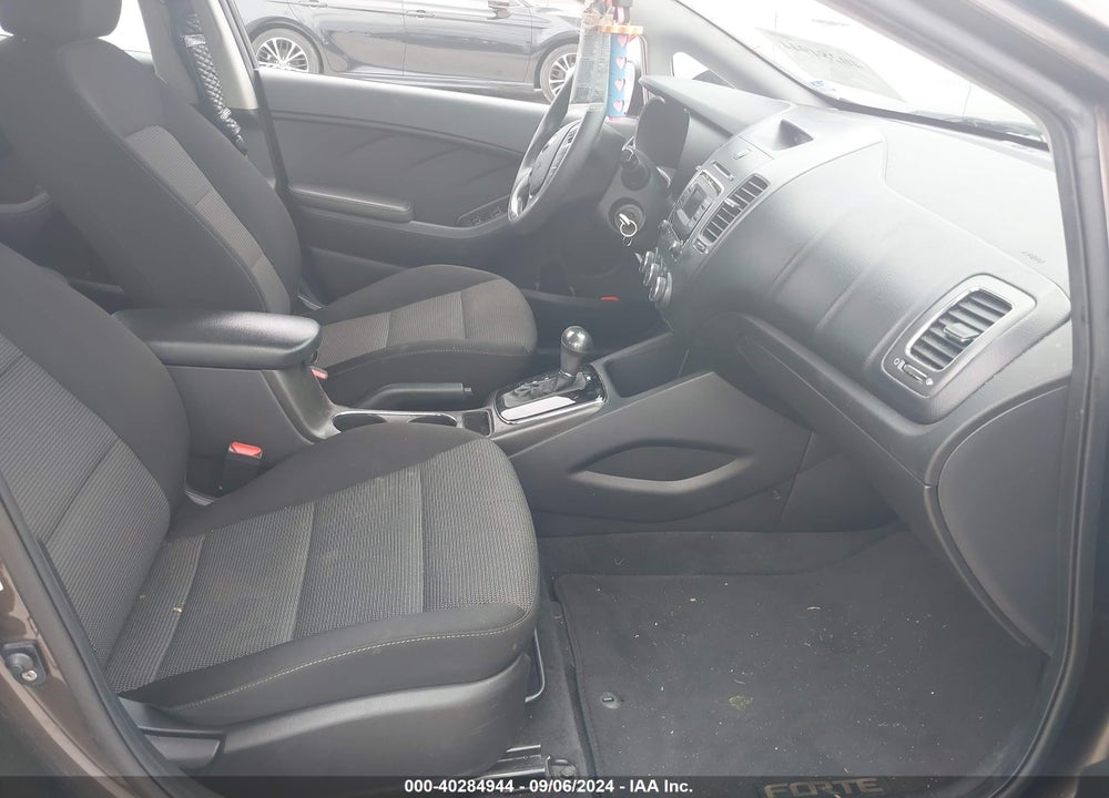 2017 KIA FORTE LX VIN: 3KPFK4A72HE153876