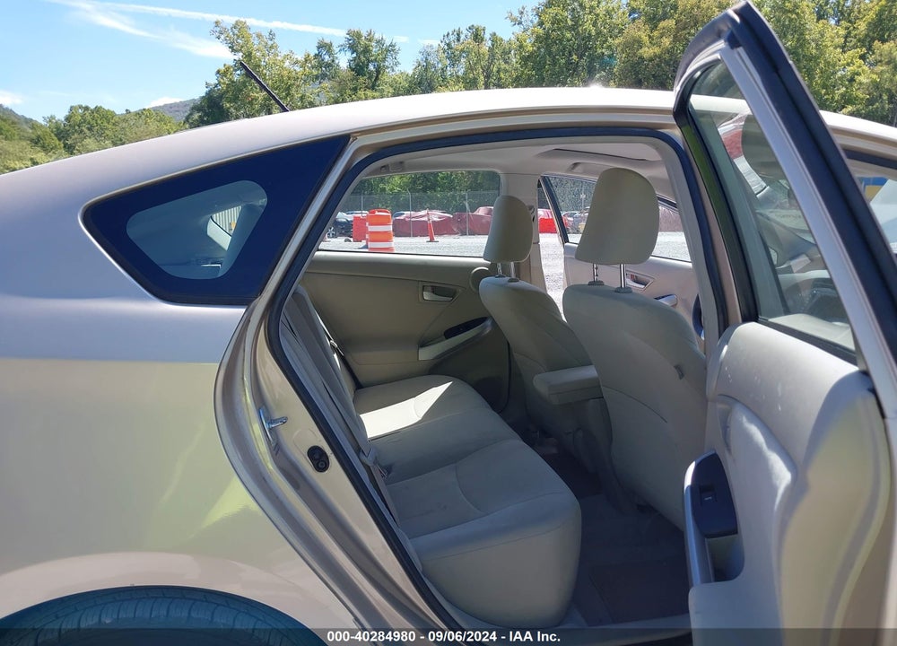 2011 TOYOTA PRIUS THREE VIN: JTDKN3DU6B1353901