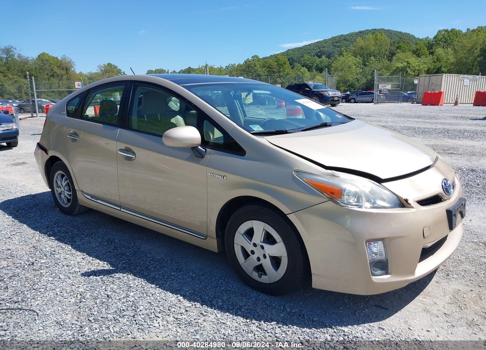 2011 TOYOTA PRIUS THREE VIN: JTDKN3DU6B1353901