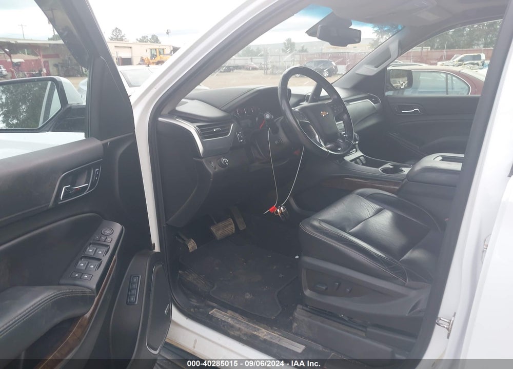 2019 CHEVROLET SUBURBAN LT VIN: 1GNSCHKC8KR110953