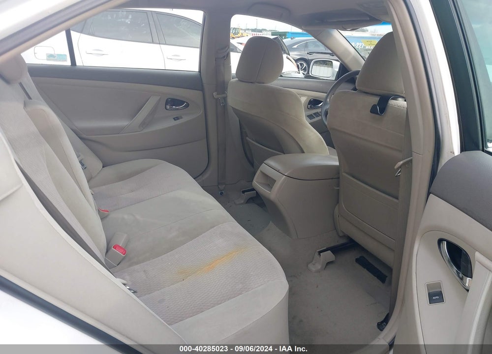 2011 TOYOTA CAMRY LE VIN: 4T1BF3EK2BU739669