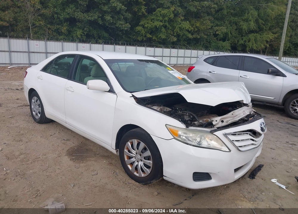 2011 TOYOTA CAMRY LE VIN: 4T1BF3EK2BU739669