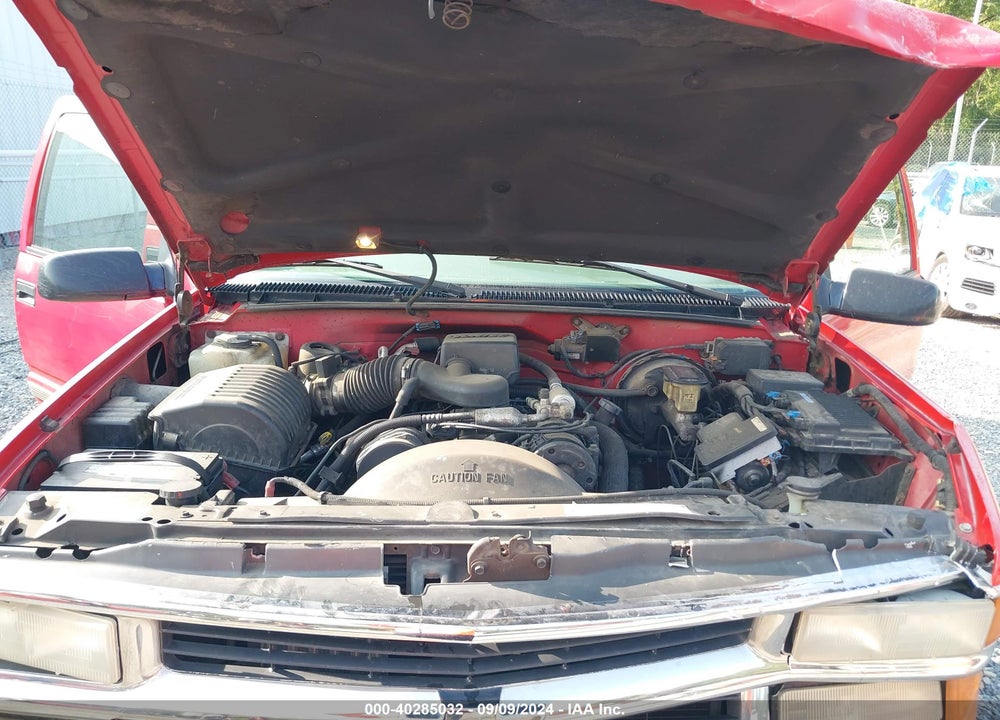 1999 CHEVROLET TAHOE LS VIN: 1GNEK13R0XJ531906