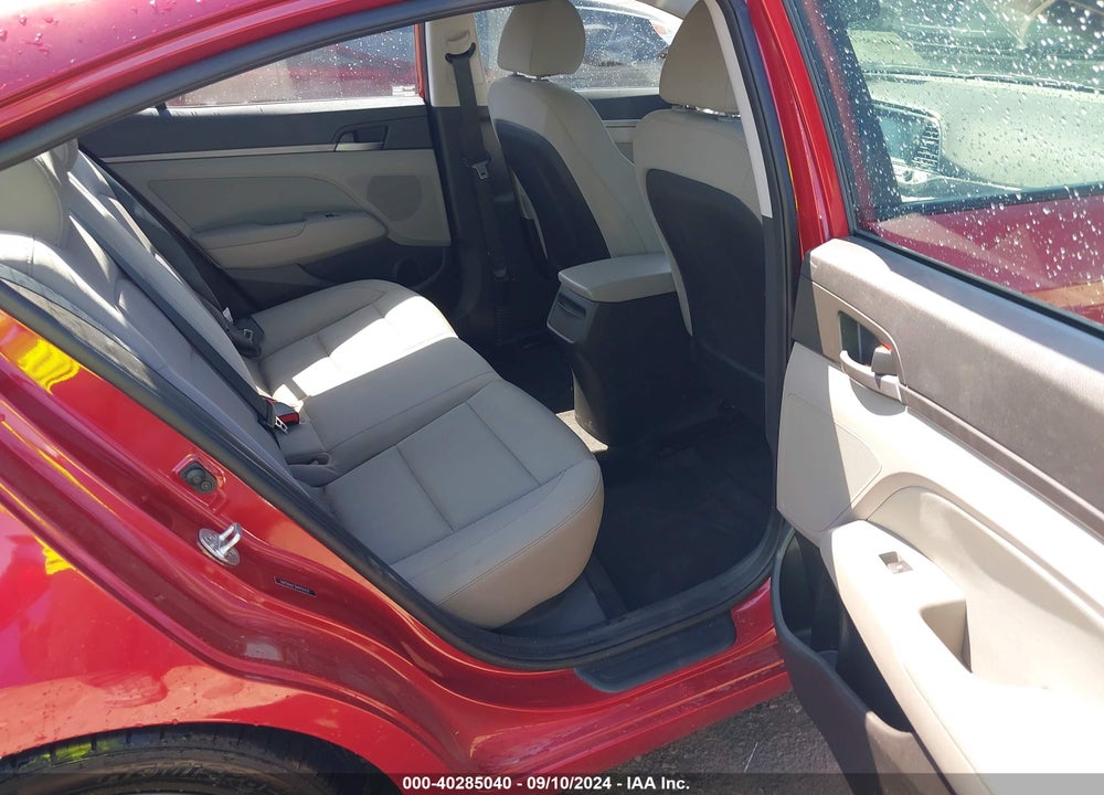 2017 HYUNDAI ELANTRA SE VIN: 5NPD84LF3HH151432