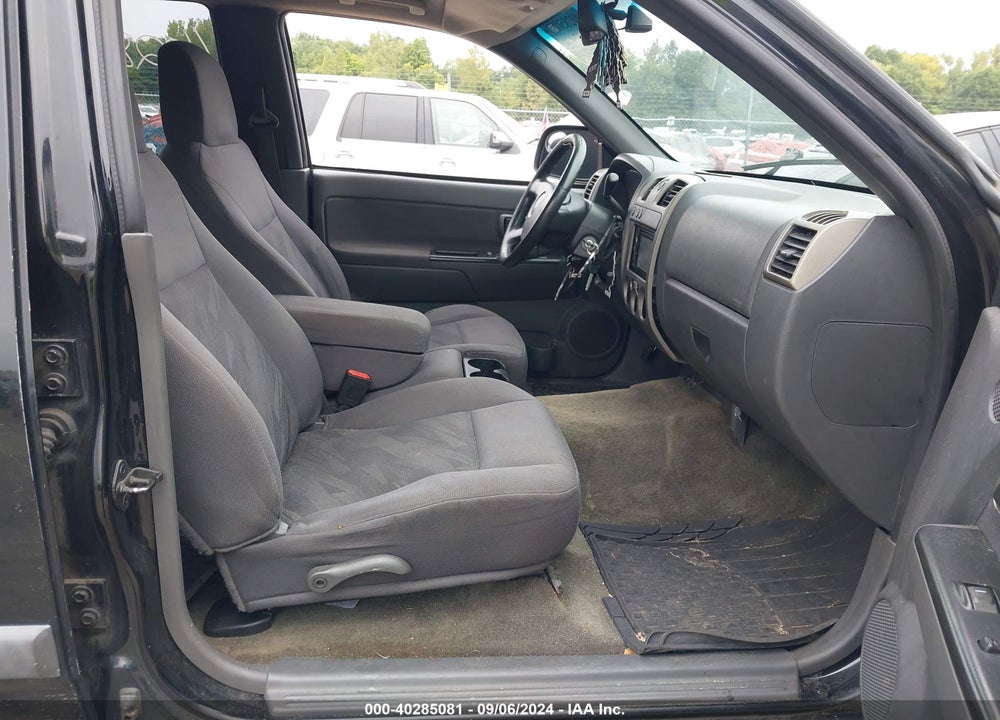 2004 CHEVROLET COLORADO LS VIN: 1GCDT136848159080