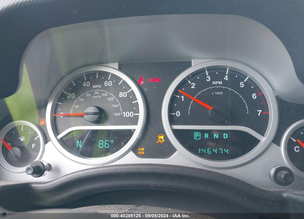 2008 JEEP WRANGLER / VIN: 1J4GA69128L575246