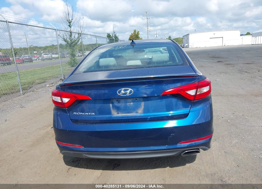 2015 HYUNDAI SONATA SE VIN: 5NPE24AF9FH027445