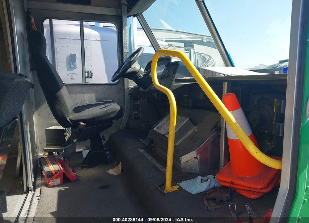 2012 FORD F-59 COMMERCIAL STRIPPED VIN: 1F66F5KY3C0A06262