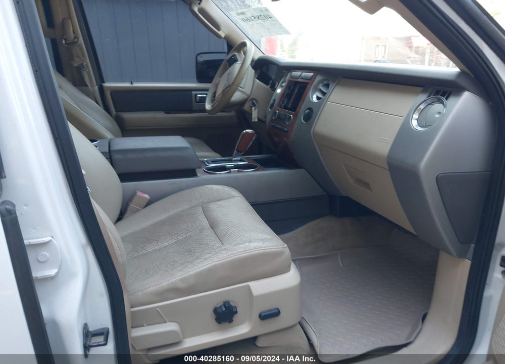 2010 FORD EXPEDITION EDDIE BAUER/KING RANCH VIN: 1FMJU1J5XAEB71900
