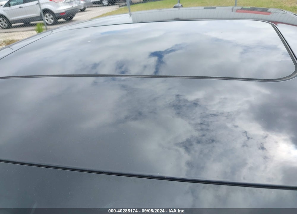 2013 AUDI A4 2.0T PREMIUM VIN: WAUAFAFL5DN027615
