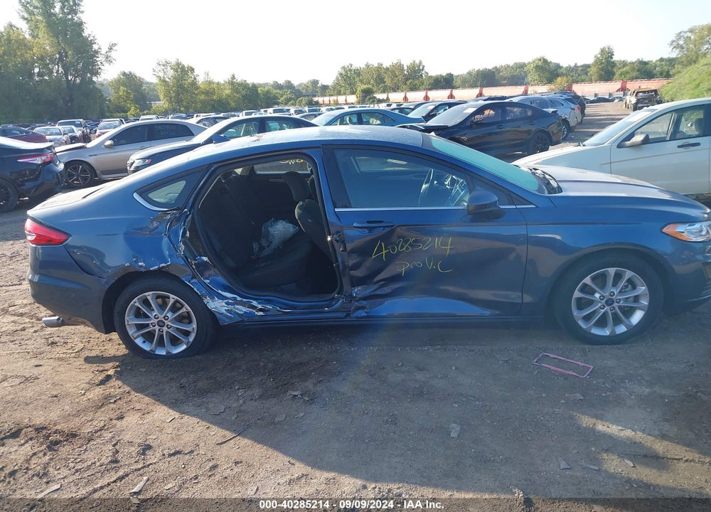 2019 FORD FUSION SE VIN: 3FA6P0HD2KR183679
