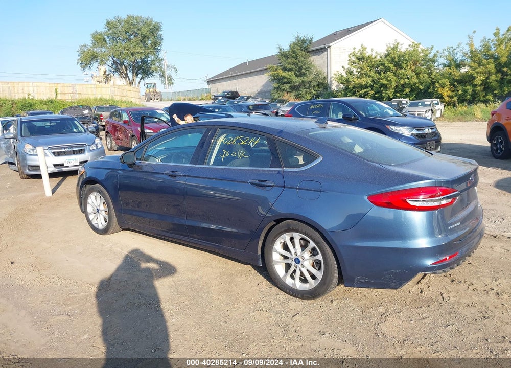 2019 FORD FUSION SE VIN: 3FA6P0HD2KR183679