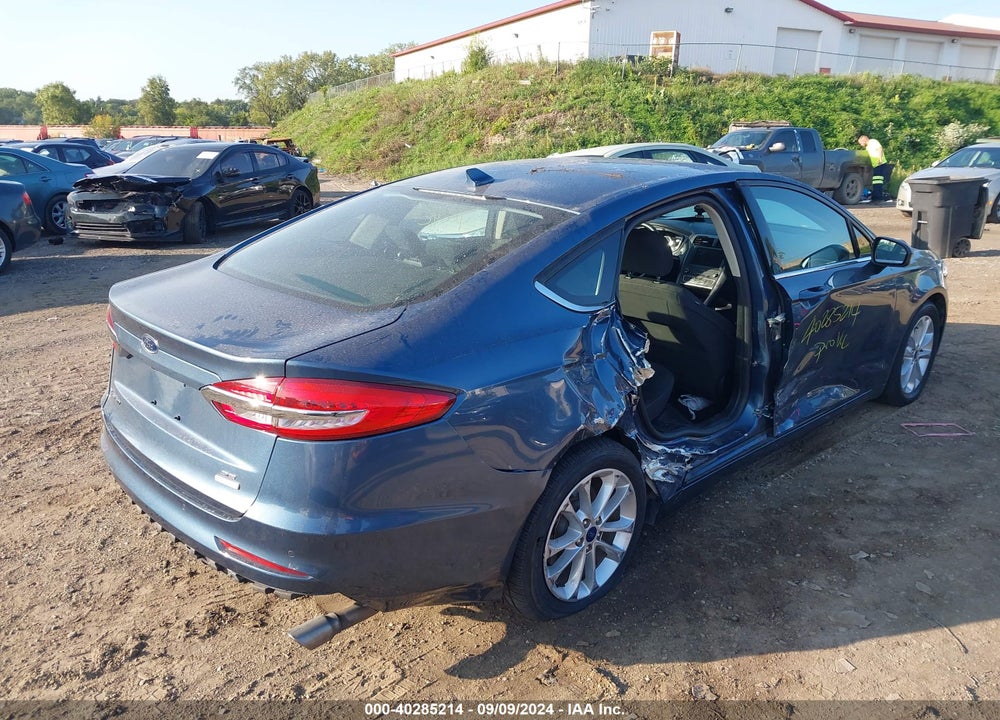 2019 FORD FUSION SE VIN: 3FA6P0HD2KR183679