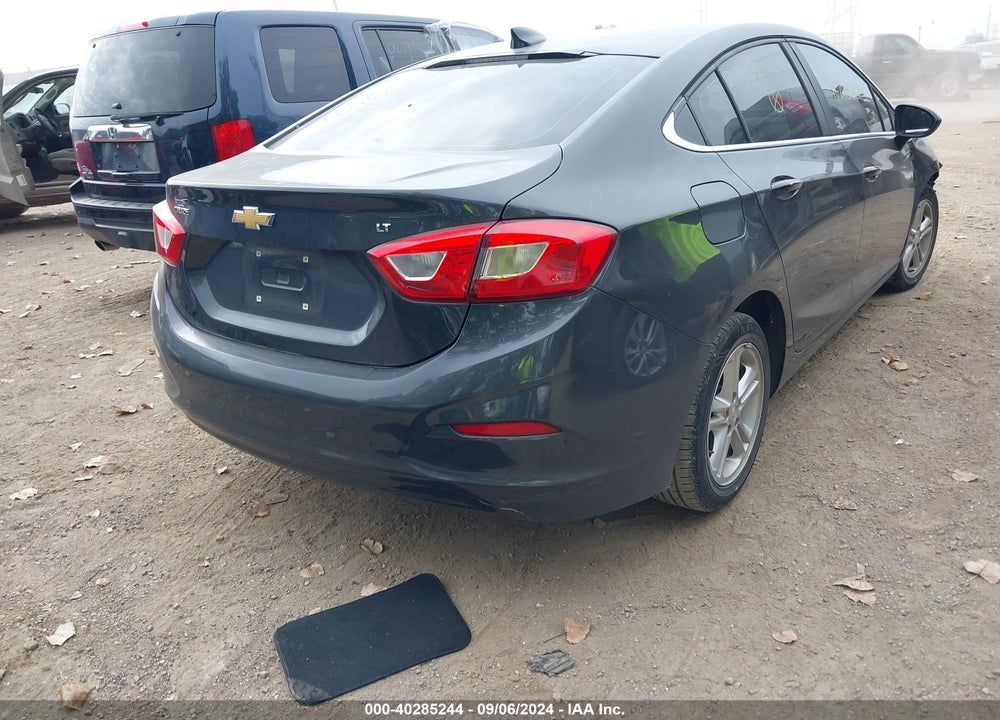 2018 CHEVROLET CRUZE LT AUTO VIN: 1G1BE5SM9J7233402