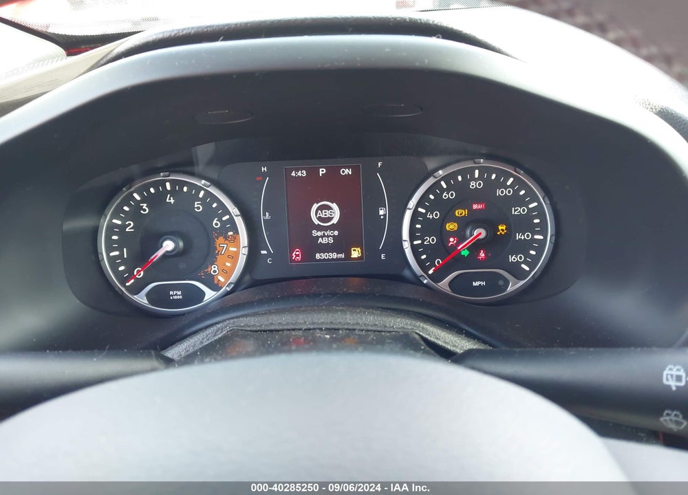 2018 JEEP RENEGADE LATITUDE FWD VIN: ZACCJABB8JPH60705