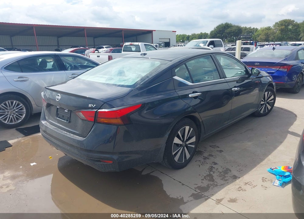 2021 NISSAN ALTIMA SV FWD VIN: 1N4BL4DV8MN301482