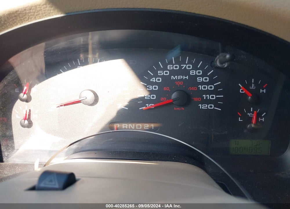 2004 FORD F-150 STX/XL/XLT VIN: 1FTRF14W04NA62906