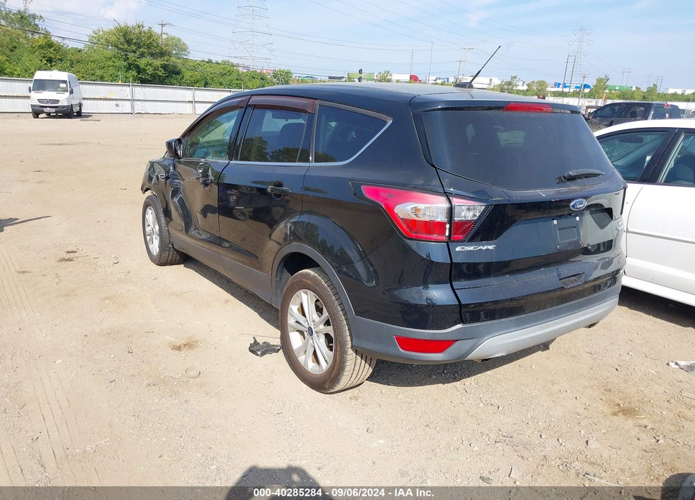 2017 FORD ESCAPE SE VIN: 1FMCU0GDXHUE69199