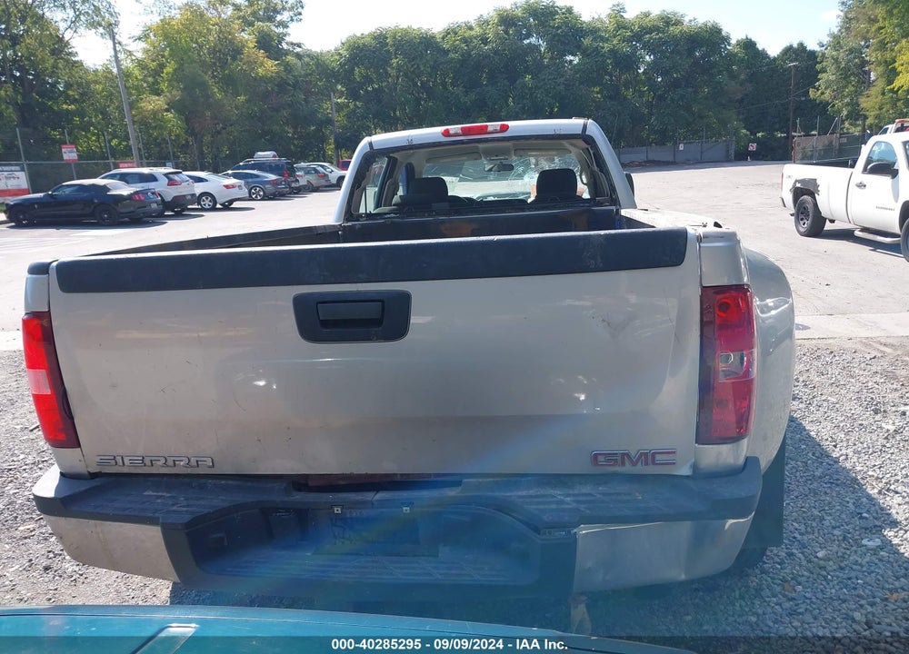2013 GMC SIERRA 3500HD WORK TRUCK VIN: 1GT422CG6DF233156