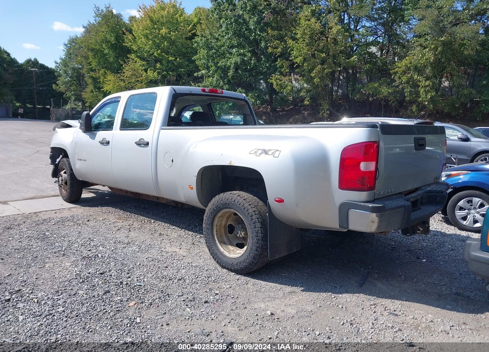 2013 GMC SIERRA 3500HD WORK TRUCK VIN: 1GT422CG6DF233156