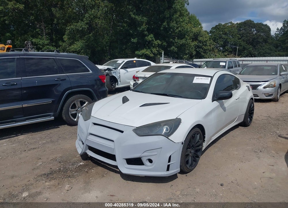 2013 HYUNDAI GENESIS 3.8 R-SPEC VIN: KMHHU6KJ0DU105602