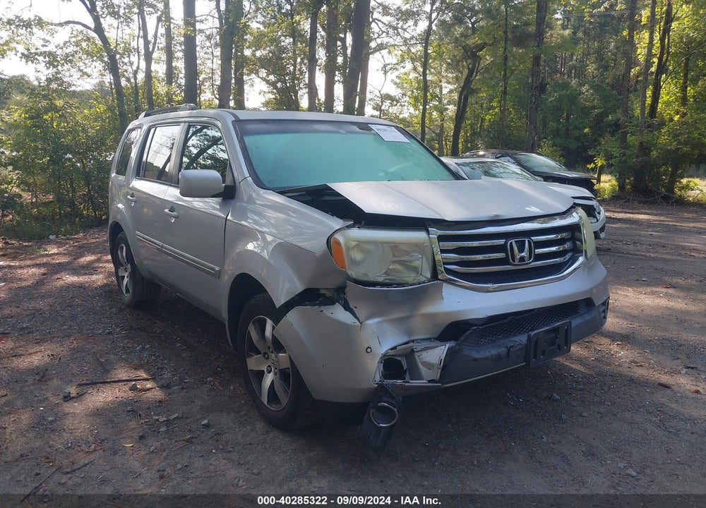 2012 HONDA PILOT TOURING VIN: 5FNYF3H95CB023463