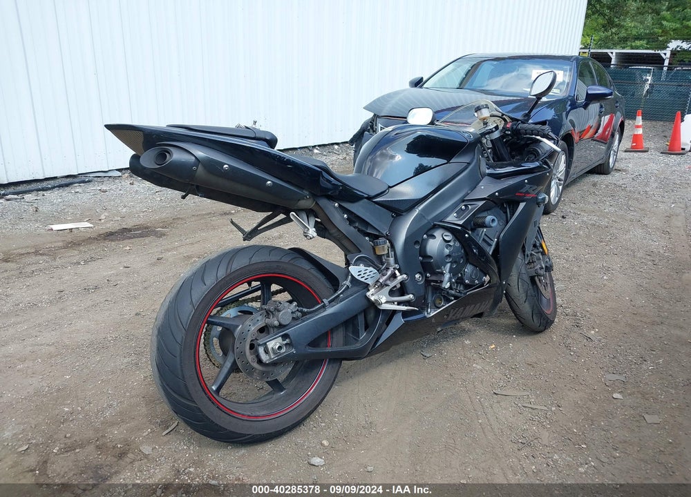 2005 YAMAHA YZFR1 VIN: JYARN13E05A012457