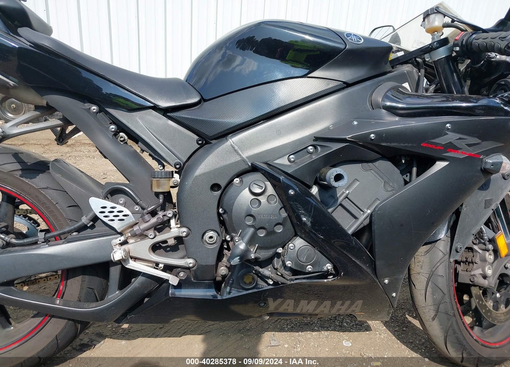 2005 YAMAHA YZFR1 VIN: JYARN13E05A012457