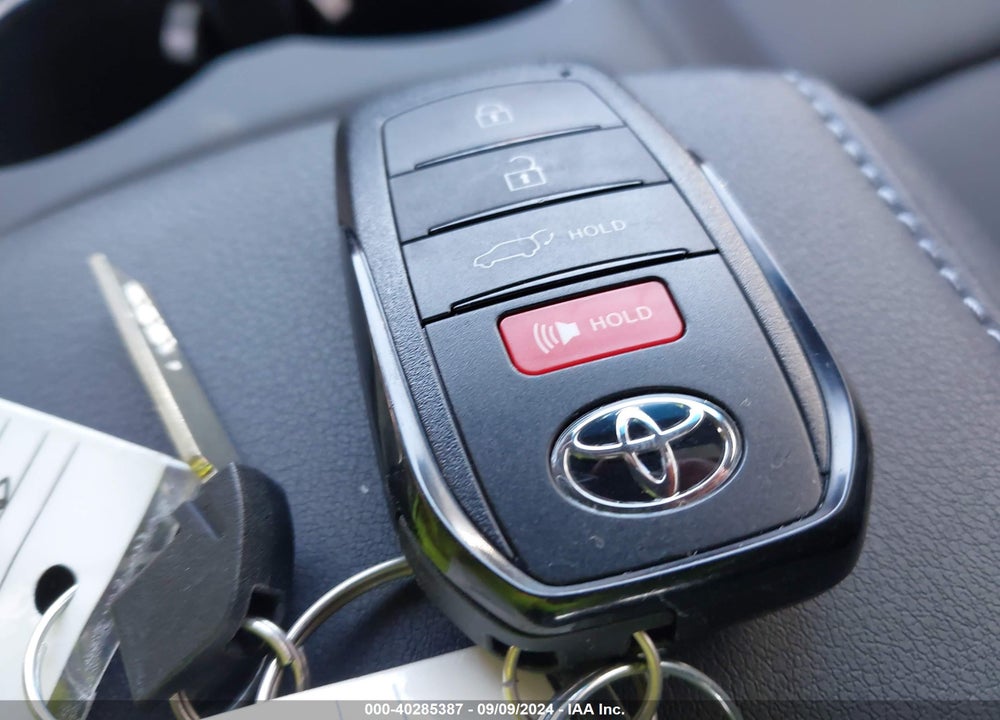 2024 TOYOTA VENZA XLE VIN: JTEAAAAH1RJ174559
