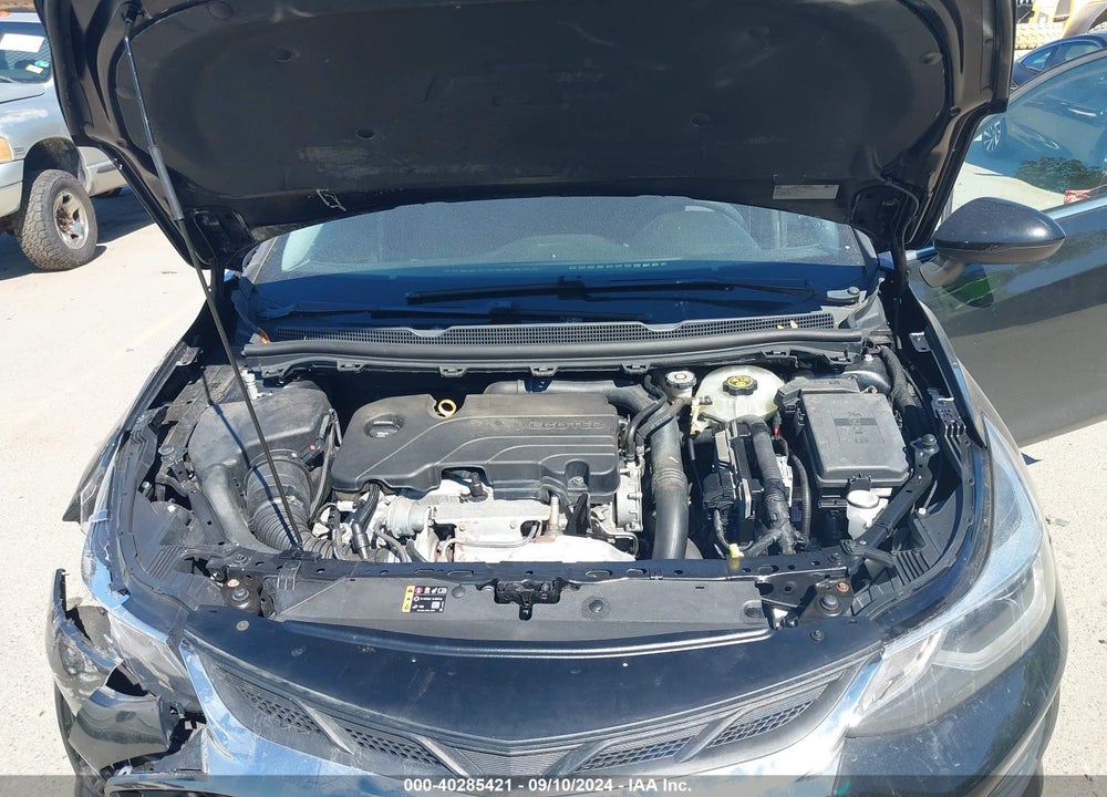2019 CHEVROLET CRUZE LT VIN: 1G1BE5SM3K7132180