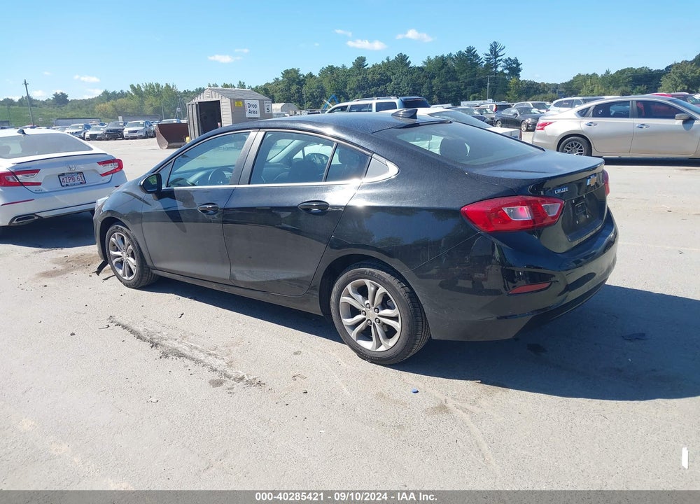 2019 CHEVROLET CRUZE LT VIN: 1G1BE5SM3K7132180