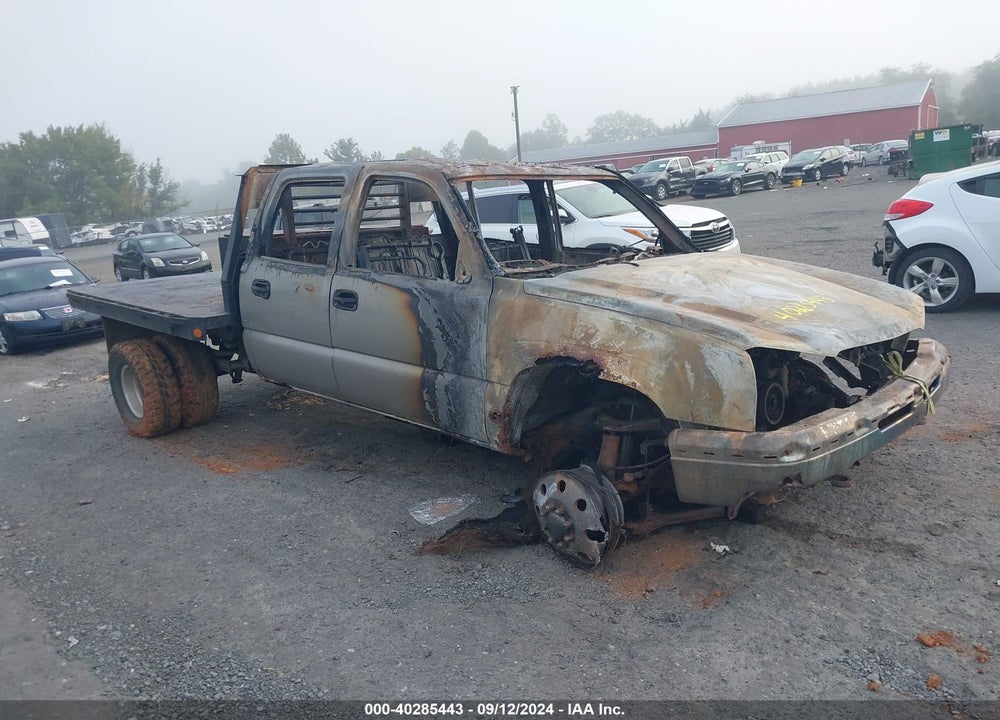 2003 CHEVROLET SILVERADO 3500 LS VIN: 1GCJK33193F136052