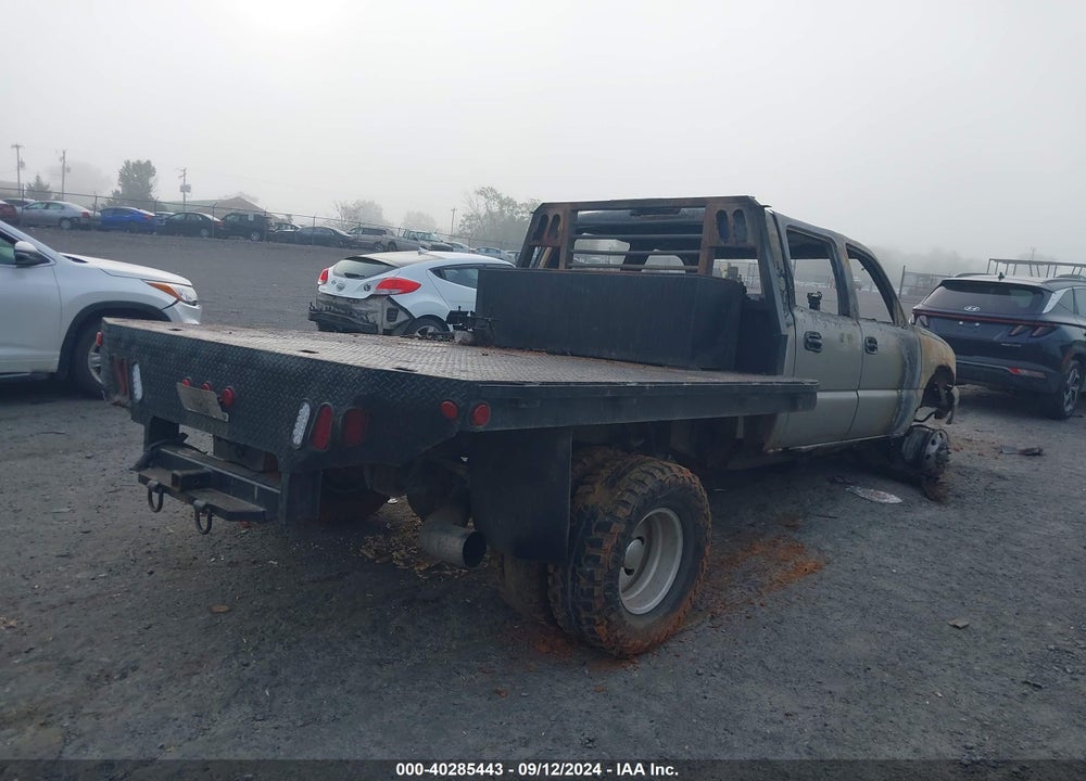2003 CHEVROLET SILVERADO 3500 LS VIN: 1GCJK33193F136052
