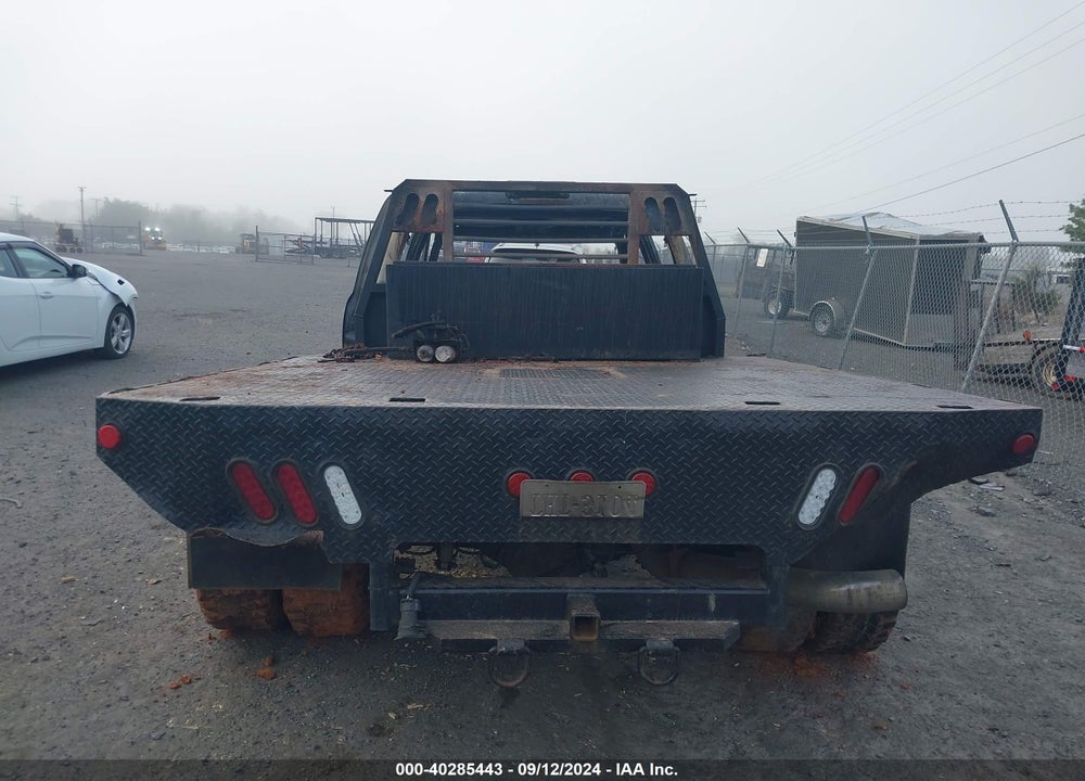 2003 CHEVROLET SILVERADO 3500 LS VIN: 1GCJK33193F136052