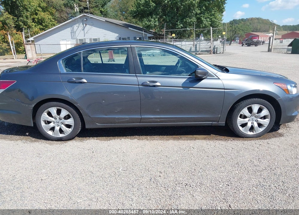 2008 HONDA ACCORD 2.4 EX-L VIN: 1HGCP26828A071788
